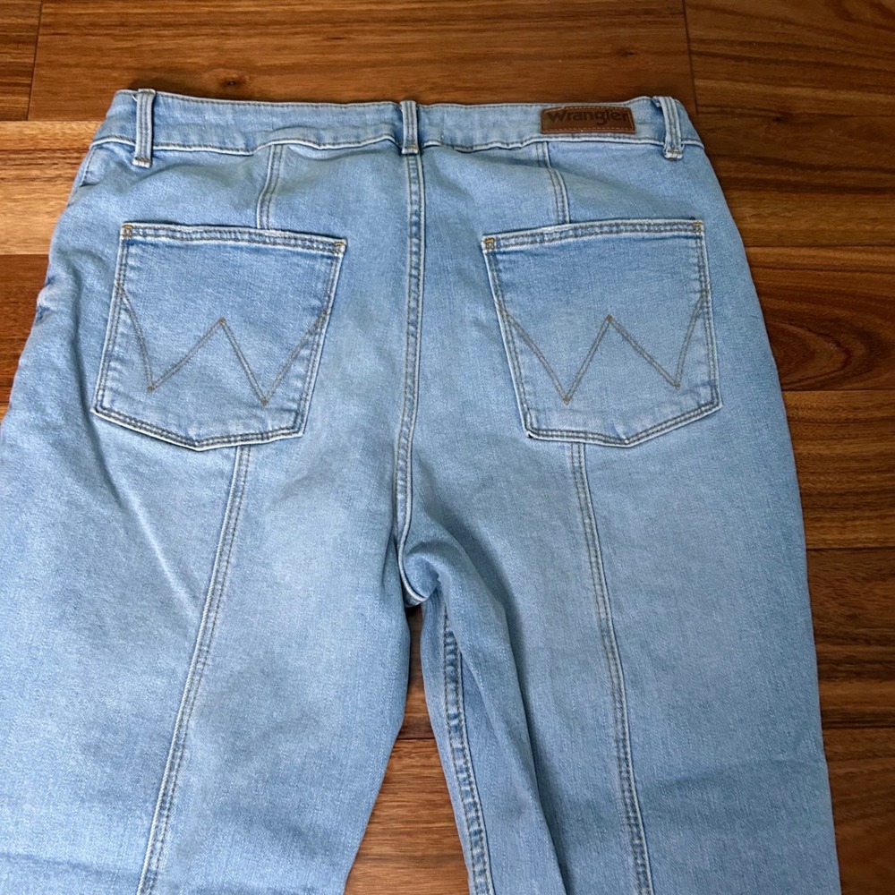 Wrangler Seamed Bootcut Jeans Light Wash High Rise Denim 12 western 112325080 - Picture 11 of 12